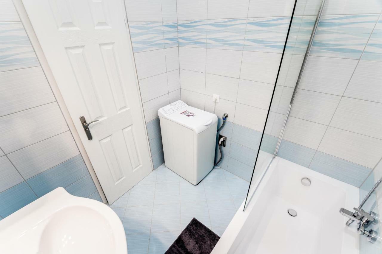 Bpr Turquoise Simplicity Apartment Budapest Eksteriør bilde